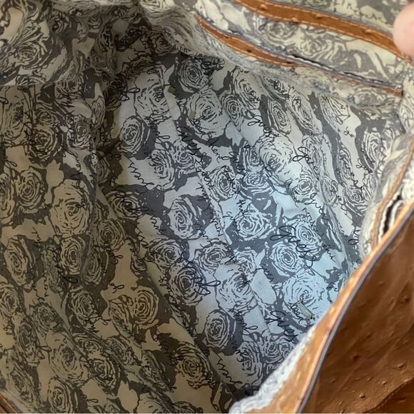 Vintage Y2K Guess Ostrich Pebbled Faux Leather Handbag Purse Tan - Picture 12 of 15